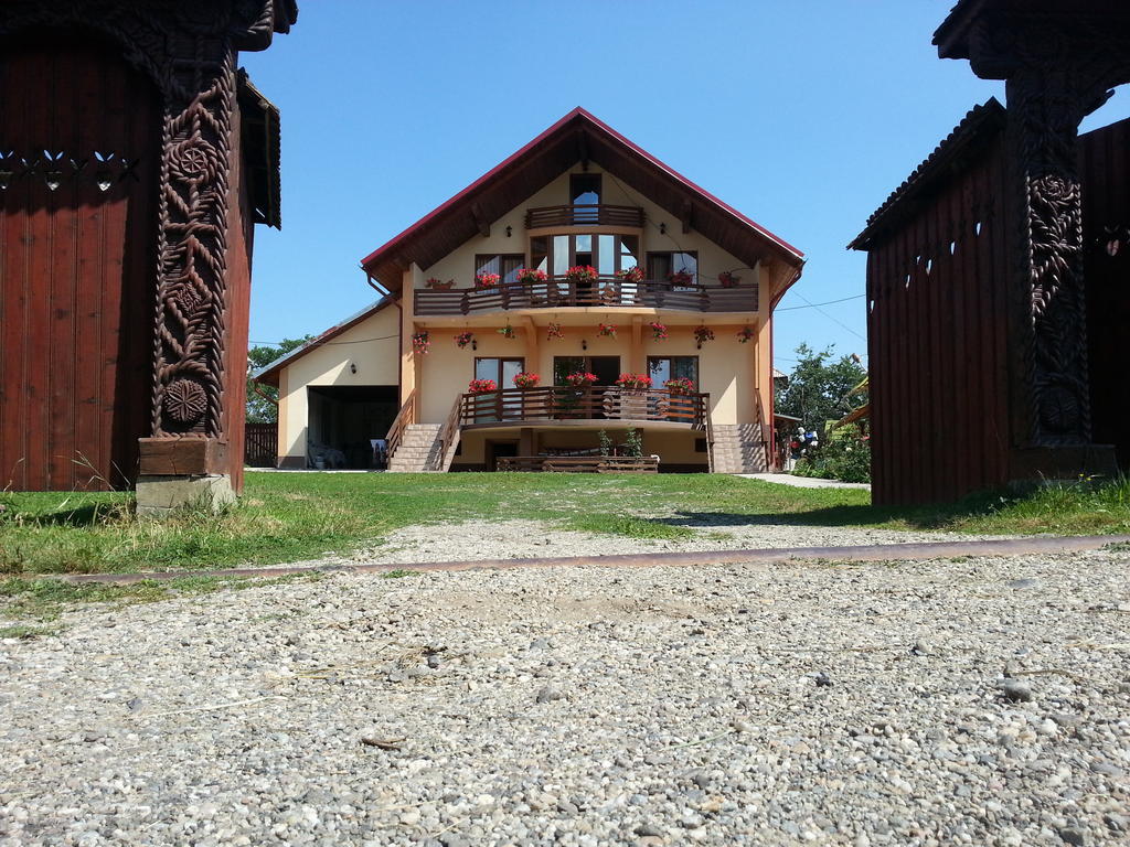 Pensiunea Maramures Ocna Şugatag Εξωτερικό φωτογραφία