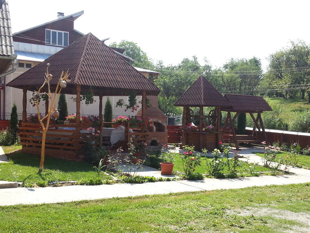 Pensiunea Maramures Ocna Şugatag Εξωτερικό φωτογραφία